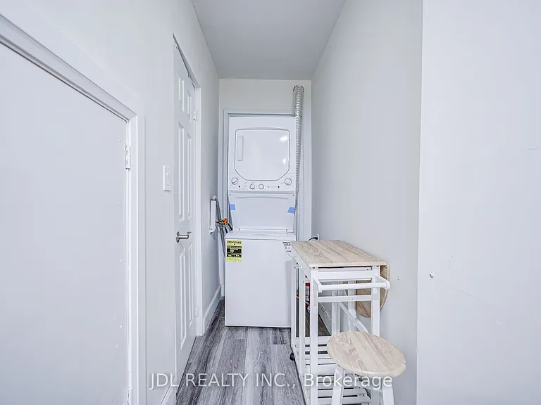 5 Sorauren Ave #3 — Photo 9