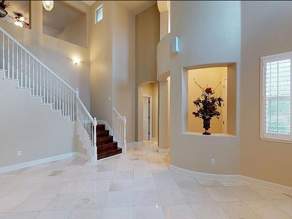 5th image of 5192 Garlenda Dr
