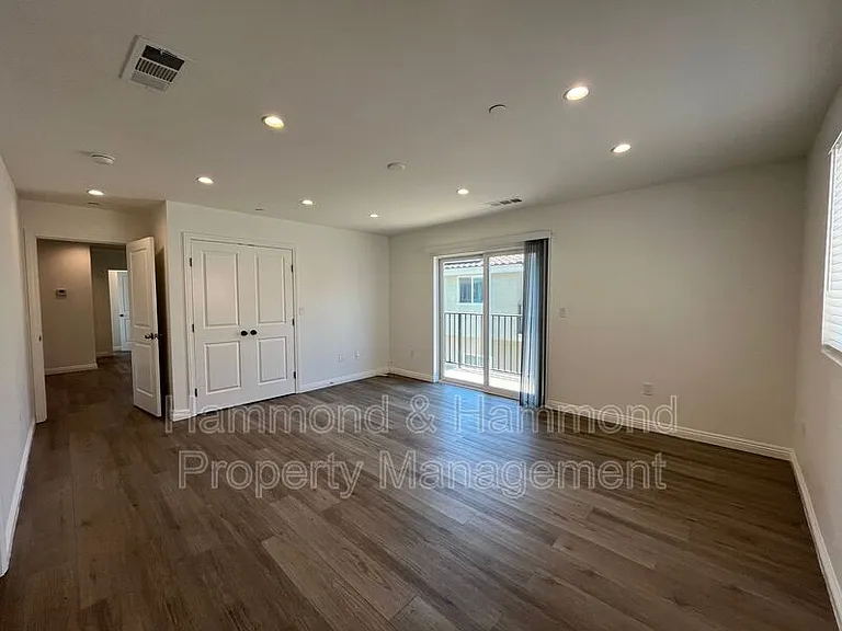 12680 Bradley Ave #9 — Photo 19