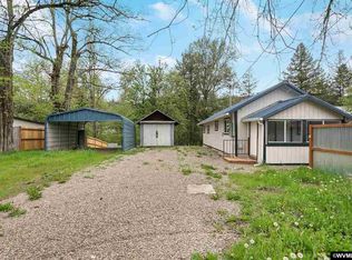 100 SW 6th Ave, Mill City, OR 97360