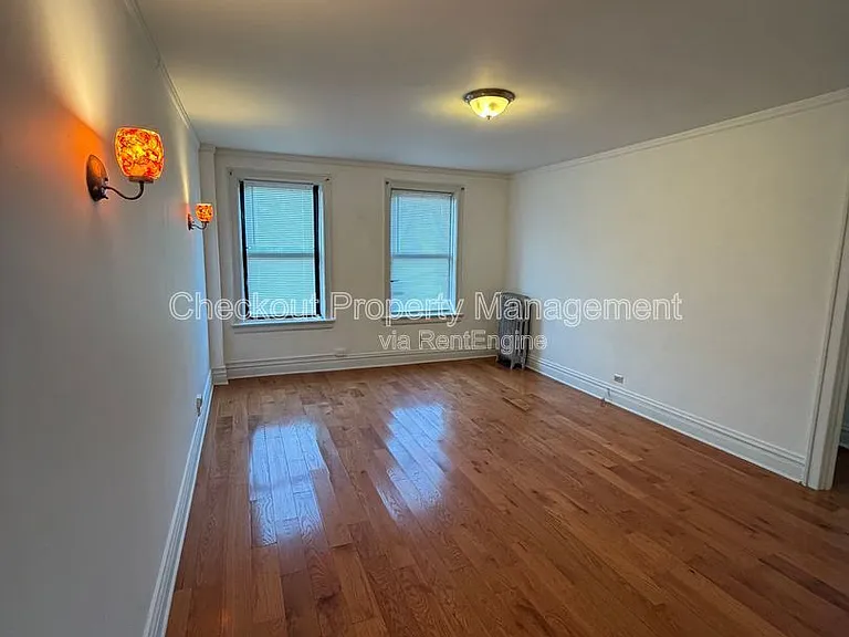 5616 Pershing Ave #14 — Photo 1