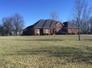 124 Cambron Dr, Bardstown, KY 40004