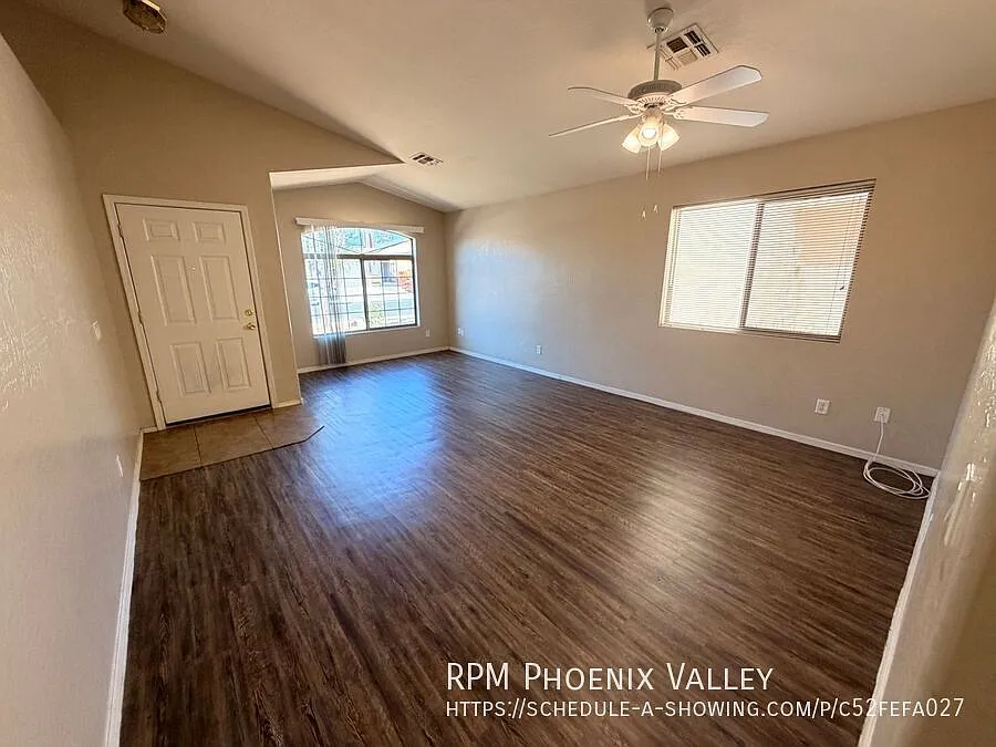 Building Photo - 10545 W Alvarado Rd