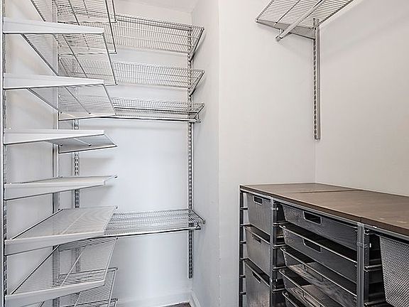 5th image of 6707 Yellowstone Blvd APT 5C
