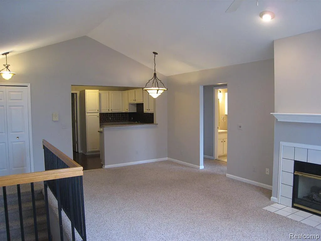 2 bed, 2.0 bath, 1016 sqft, $1,400 — Photo 4