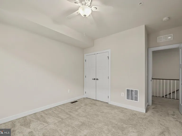 1733 Dunnington Pl — Photo 22