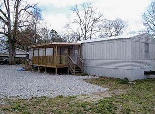 1513 Riverfront Cir, Dandridge, TN 37725