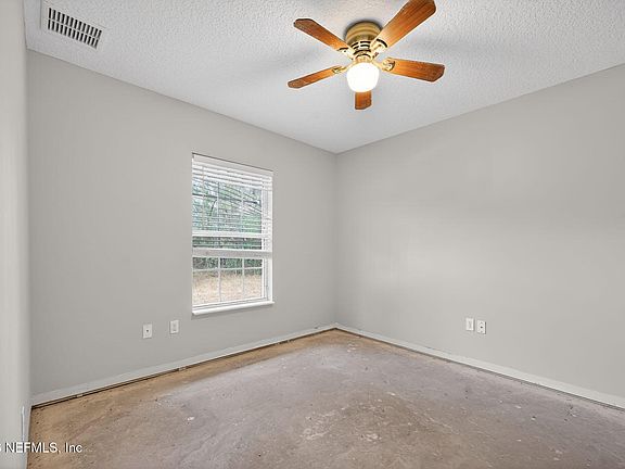 5th image of 4402 KENNDLE Road