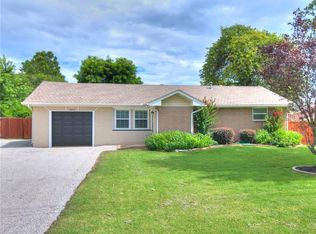 10917 Bellview Dr, Midwest City, OK 73130