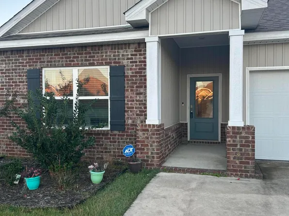 4015 Lighthouse Dr, Long Beach, MS 39560