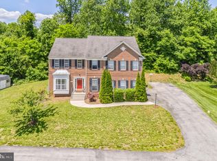 1110 Barn Owl Ct, Huntingtown, MD 20639