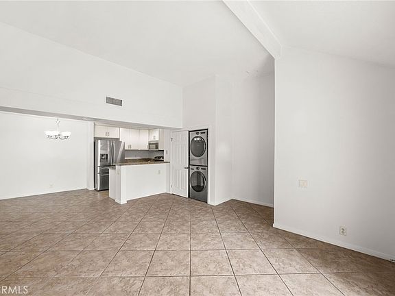 3rd image of 1400 W Edgehill Rd APT 80