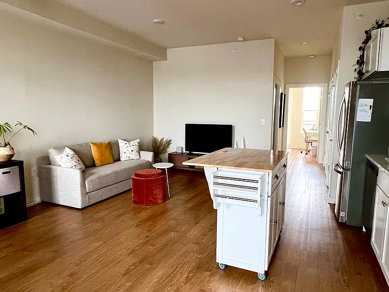 600 E Trinity Ln #305 — Photo 30