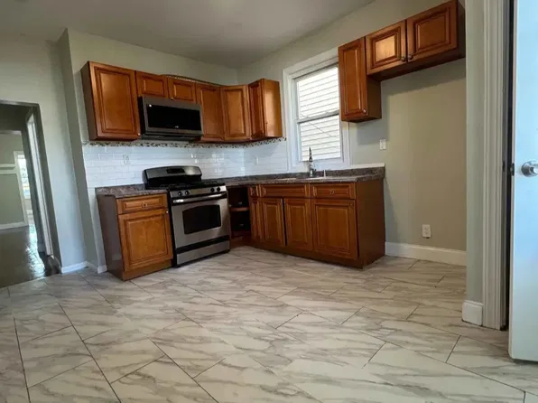 203 N 15th St, East Orange, NJ