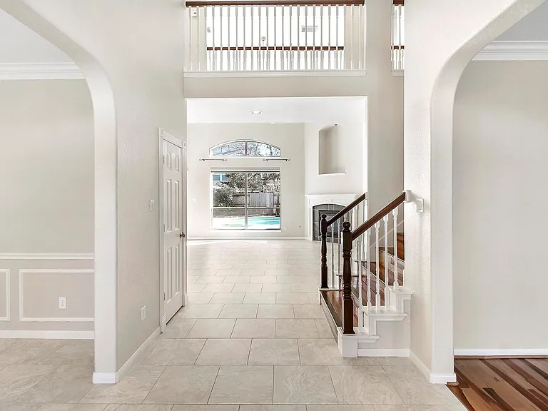803 Chisel Point Dr — Photo 5