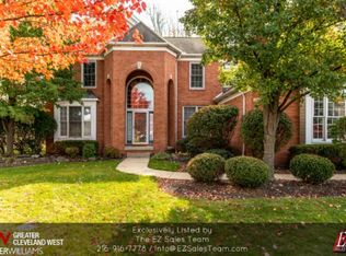 19570 E Kerry Pl, Strongsville, OH