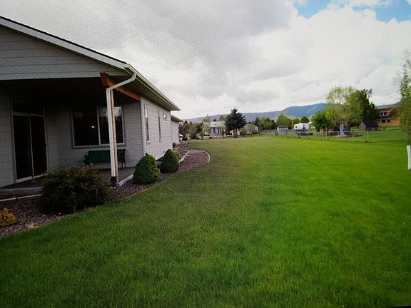 2nd image of 33633 Jims Dr