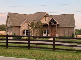 211 Booth Dr, Alvaton, KY 42122