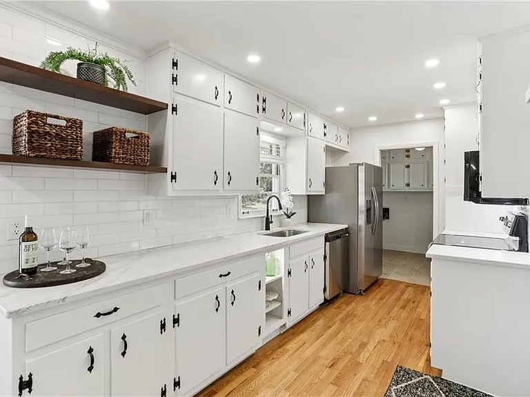 2888 Bonanza Dr — Photo 11