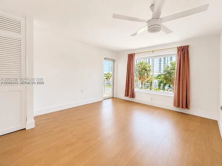 1631 NE 114th St #307 — Photo 16