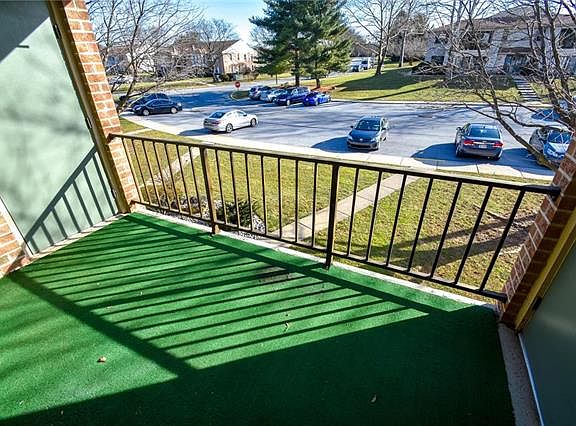4th image of 2688 Rolling Green Pl