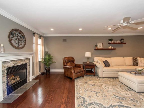 4th image of 5884 Windwood Ct