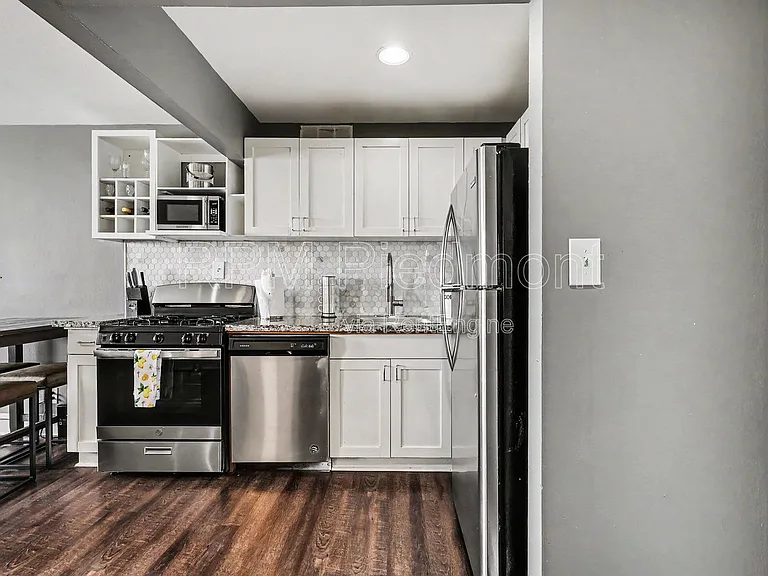 215 Piedmont Ave NE #1804 — Photo 8