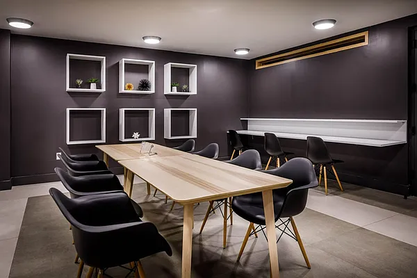 Rented by Artur Gutman, LREB | media 49