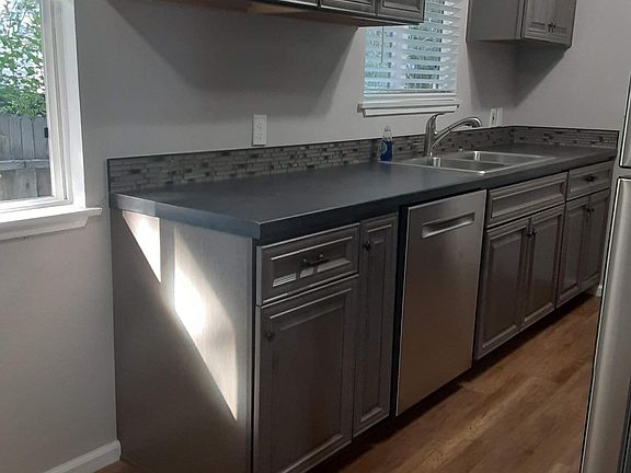 2nd image of 807 Hazel Dr #10