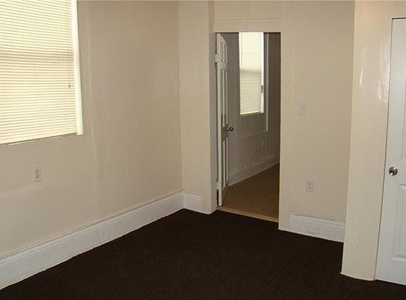 3rd image of 3717 Clara St