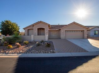 1832 N Bayshore Dr, Green Valley, AZ 85614