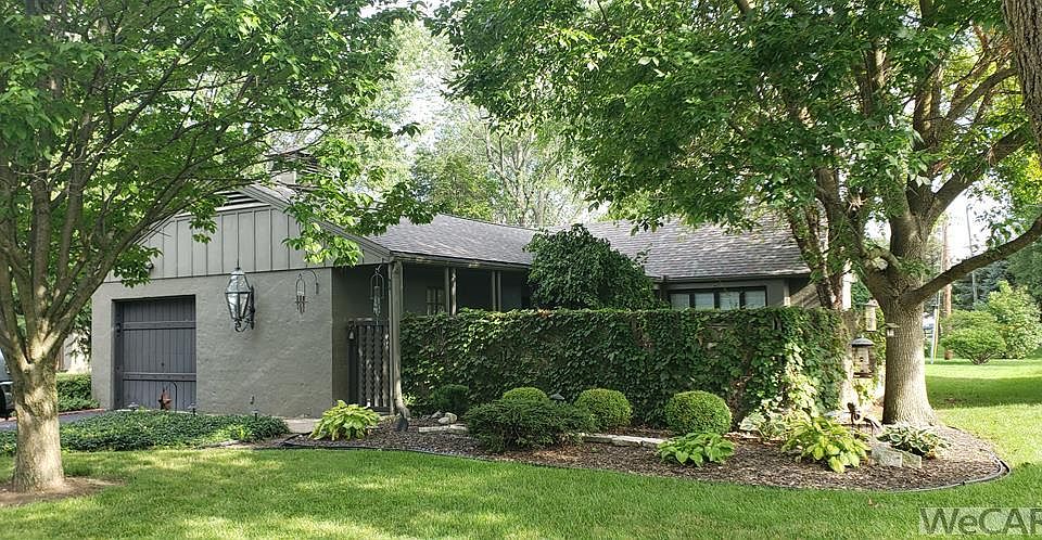 1st image of 411 Hillcrest Dr #Drw4-p8
