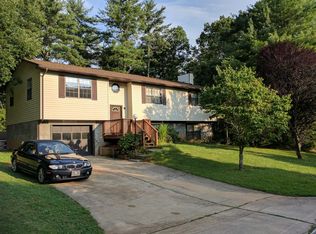 (Undisclosed Address), Mars Hill, NC 28754