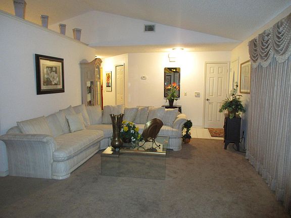 2nd image of 1732 SE Floresta Dr