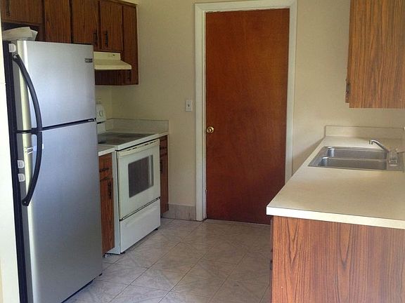 4th image of 34918 Baxter Ave