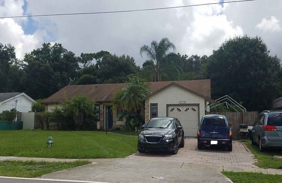 1st image of 1320 Park Dr