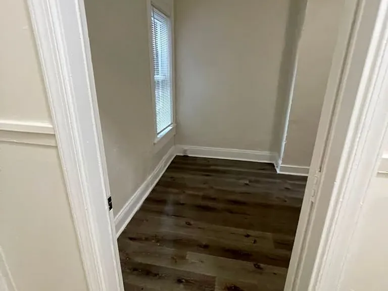 2941 Clifton Ave — Photo 12