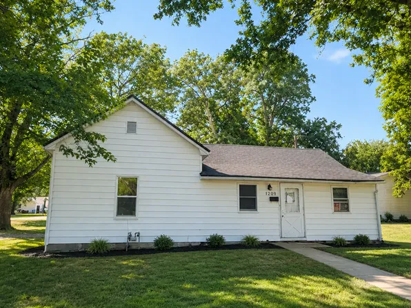 1209 Poplar St, Lamar, MO 64759