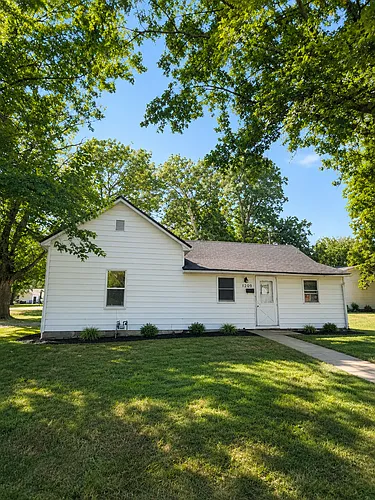 1209 Poplar St Photo 1