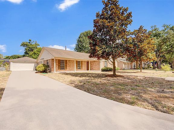 3rd image of 31226 Alice Ln