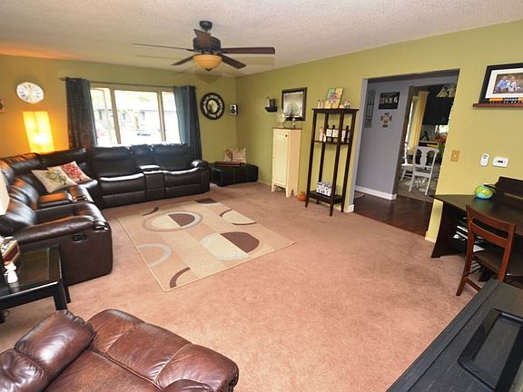 5th image of 2009 Cheryl Ln