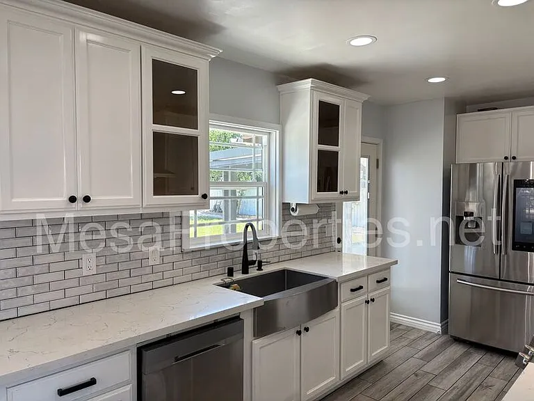 6056 Walnut Ave — Photo 6