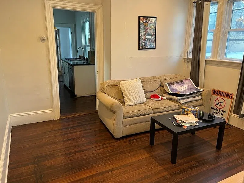 5 bed, 9999 sqft, $5,500 — Photo 3