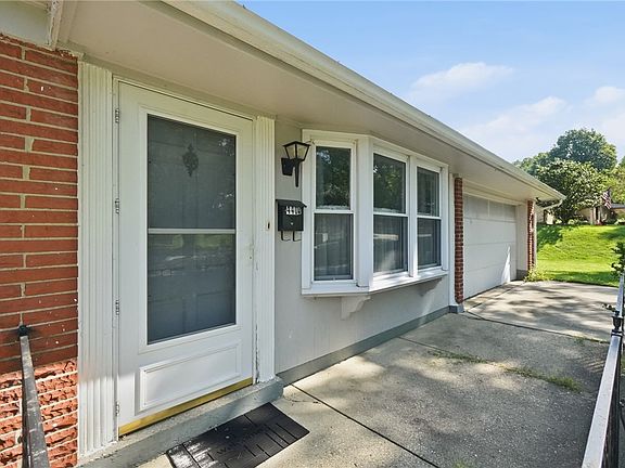 4th image of 4401 Walbridge Trl