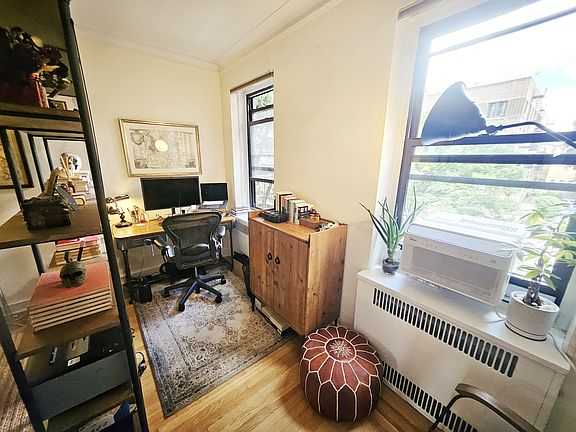 5th image of 2540 31st Ave APT 3A