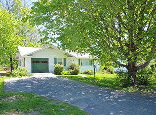 14 Wadsworth St, Thomaston, ME 04861