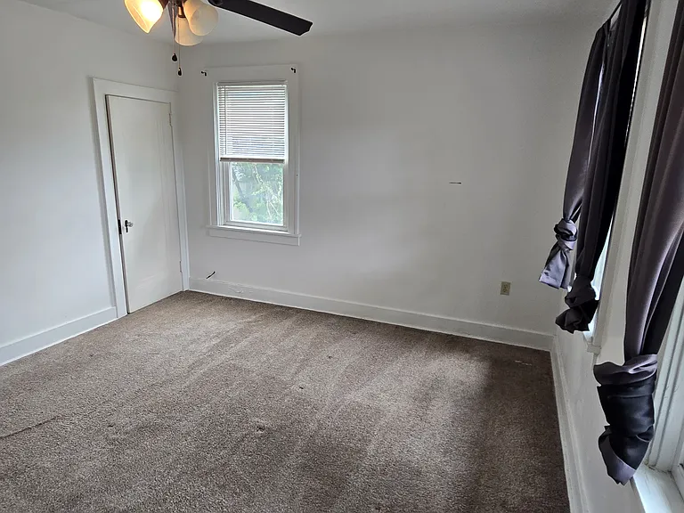 523 Castle Shannon Blvd — Photo 7