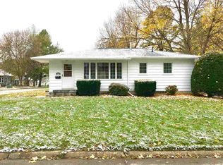 809 Sycamore St, La Porte City, IA 50651