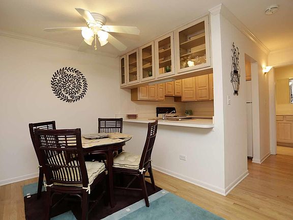 3rd image of 2437 Forest Dr #110