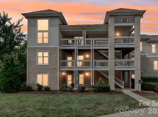 18563 Vineyard Point Ln, Cornelius, NC 28031